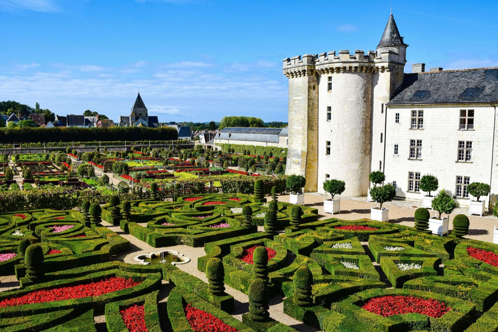 Jardins à la française géométriques du château de Villandry